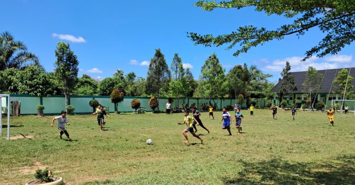 MTsN 7 Bungo Gelar Ekstrakurikuler Sepak Bola, Jadi Favorit Siswa Laki-laki dalam Kegiatan Minat dan Bakat