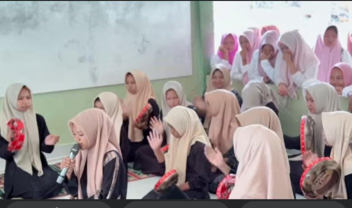 Alunan Merdu Tim Rebana MTsN 7 Bungo Warnai Peringatan Maulid Nabi Muhammad SAW