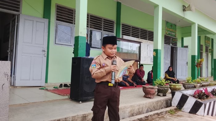 Penampilan Spesial Muzadi dengan Kisah Nabi Isa Warnai Grand Final Minat Bakat MTsN 7 Bungo