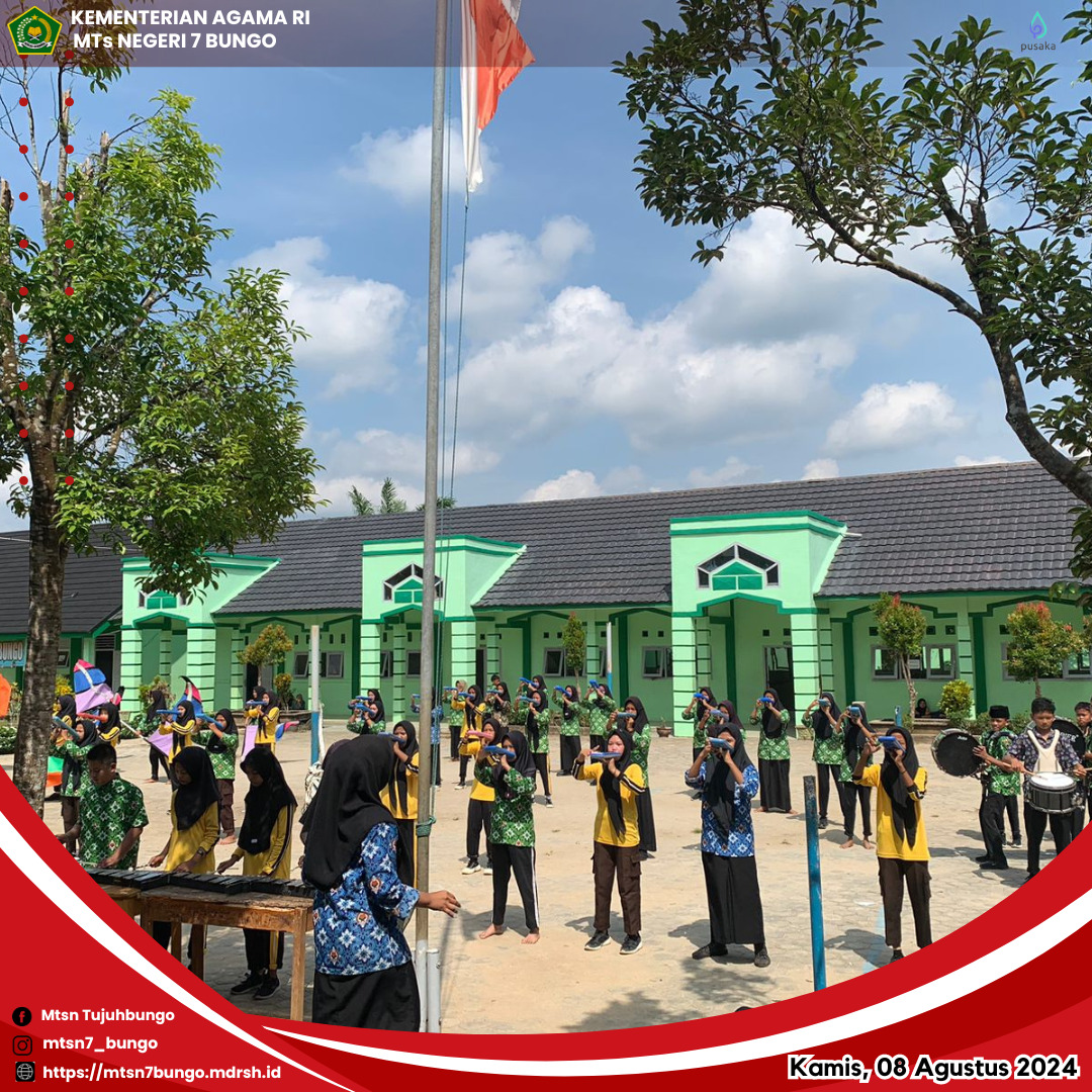 Tim Marching Band  Bahana Syahdu MTs Negeri 7 Bungo  Lakukan Latihan Persiapan HUT RI ke-79