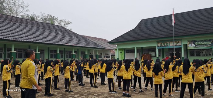 Gelar SKJ Bersama, MTsN 7 Bungo Wujudkan Generasi Sehat, Bugar, dan Berkarakter