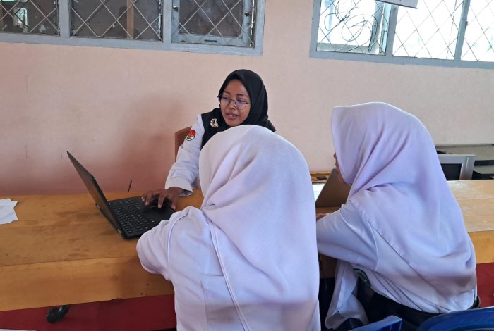 Tim Olimpiade Madrasah Indonesia MTsN 7 Bungo Gelar Bimbingan Intensif Riset dan Sains