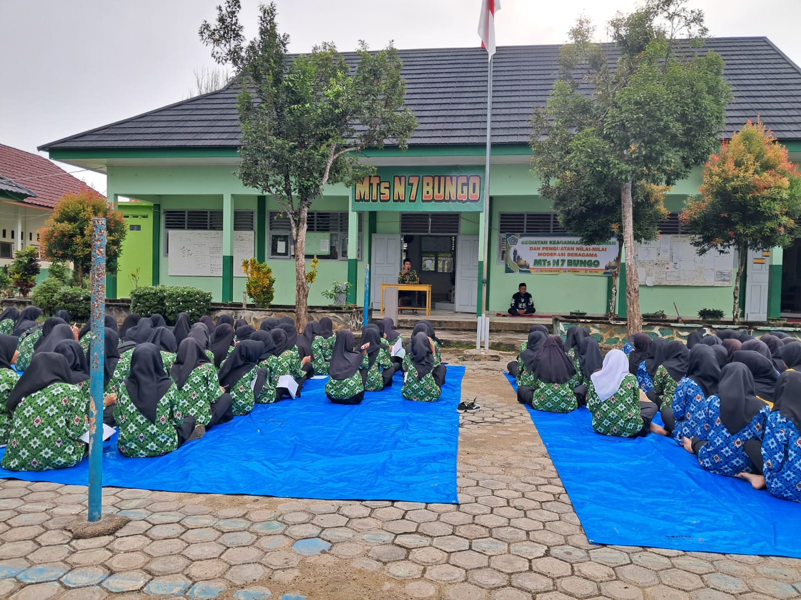 Kajian Ramadhan Hari Terakhir di MTs Negeri 7 Bungo: Mendalami Makna Idul Fitri