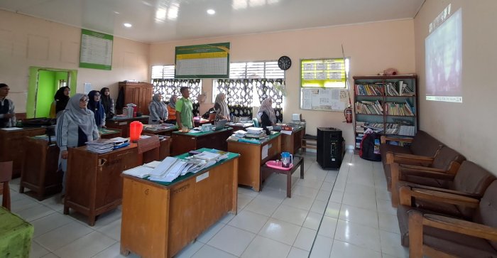 MTsN 7 Bungo Ikuti Pembinaan Peningkatan Kapasitas dan Integritas GTK secara Daring