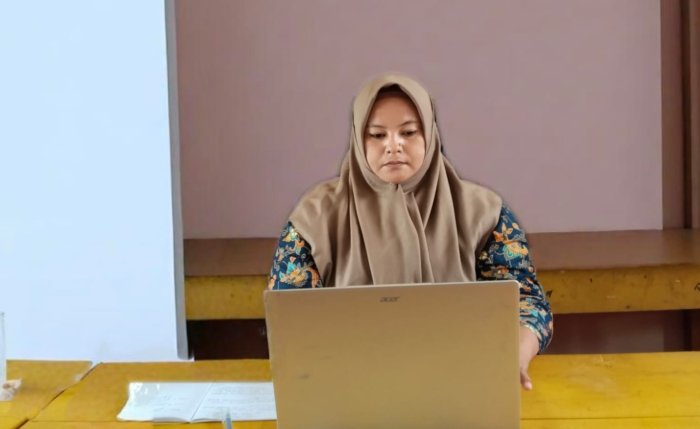 Ibu Widyawati Lanjutkan Pembelajaran Modul Kedua PPG dengan Semangat Profesionalisme