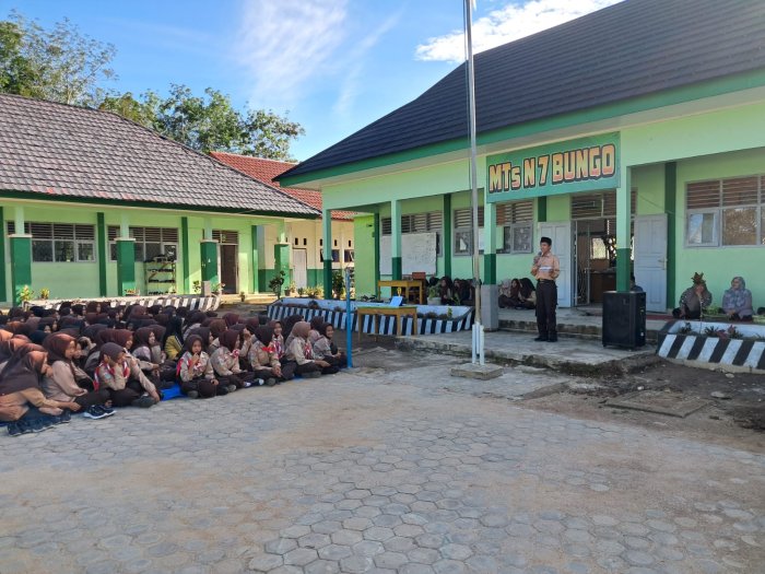 MTsN 7 Bungo Kembali Meriahkan Akhir Pekan dengan Penampilan Bakat dan Minat Siswa