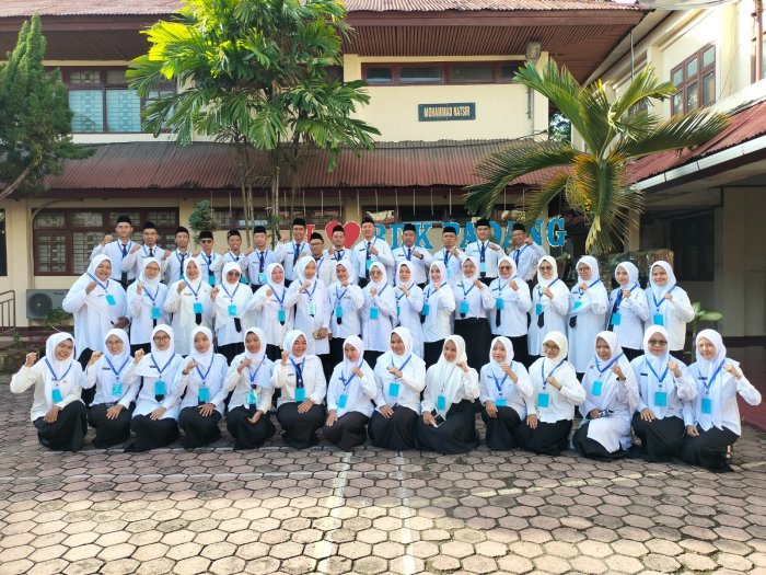 Ibu Cinta Invia Wulandari, SS Sukses Ikuti Pelatihan Dasar CPNS di BDK Padang: Wujudkan ASN BerAKHLAK dan Profesional