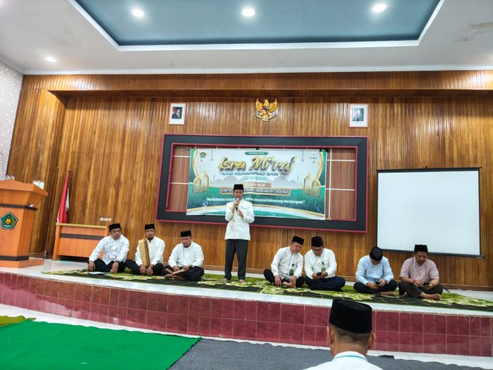 Kepala MTsN 7 Bungo Hadiri Peringatan Isra' Mi'raj 1447 H di Kantor Kemenag Bungo