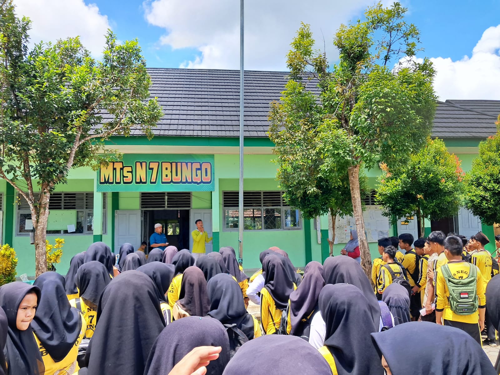 Panitia Ujian Semester MTsN 7 Bungo Distribusikan Nomor Peserta dan Arahan Pelaksanaan Ujian