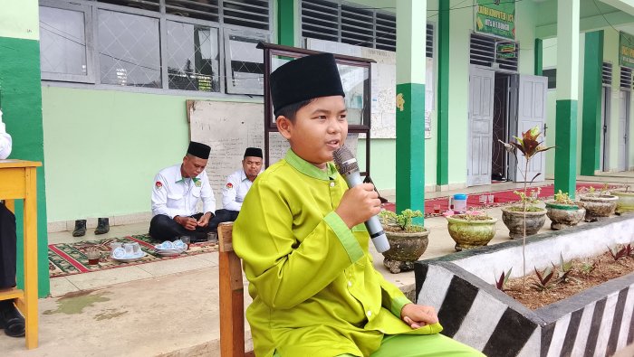 Ajang Lomba Tahfidz di MTsN 7 Bungo: Menumbuhkan Cinta Al-Qur'an dan Meningkatkan Kualitas Bacaan
