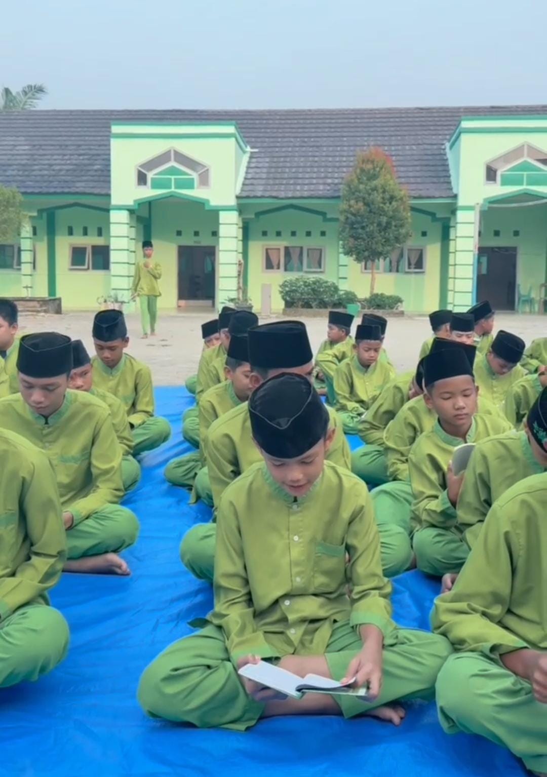 Jumaat Berkah di MTsN 7 Bungo Gelar serangkaian aktivitas bertajuk Jumaat Berkah