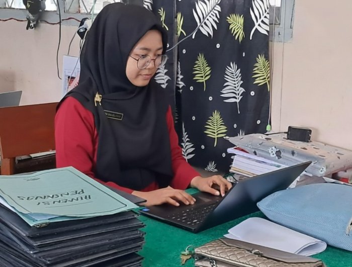 Sekretaris Panitia ASAS Ganjil Kelola Hasil Asesmen Peserta Didik