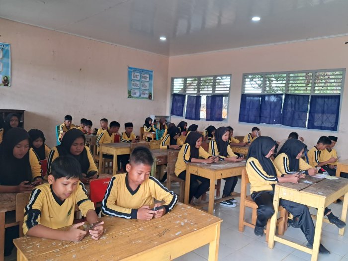 MTsN 7 Bungo Gelar Simulasi ASAS Ganjil Berbasis Android untuk Matangkan Persiapan Ujian