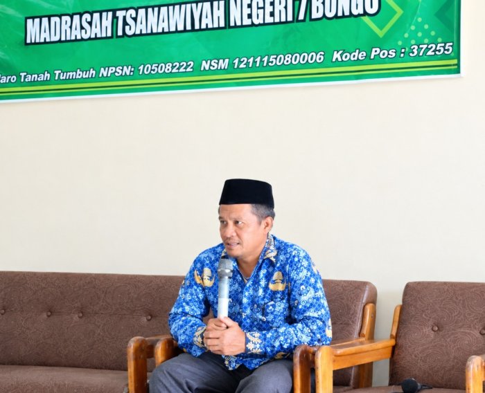 AKGTK Madrasah 2026 Segera Digelar, Kepala MTsN 7 Bungo Ajak GTK Pahami Jadwal dan Persyaratan Peserta AKGTK Madrasah 2026 Segera Digelar, Kepala MTsN 7 Bungo Ajak GTK Pahami Jadwal dan Persyaratan Peserta