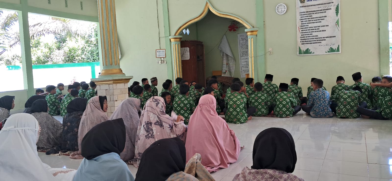 Pembiasaan Shalat Dzuhur Berjamaah, Demi Meningkatkan Kedisiplinan Siswa MTsN 7 Bungo