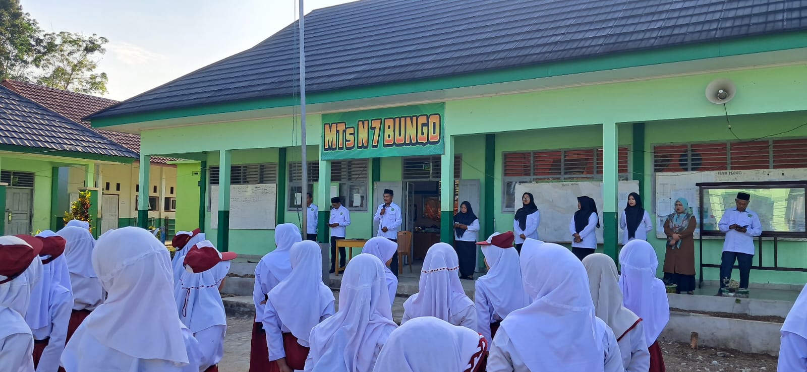MTsN 7 Bungo Gelar Apel Pembukaan Seleksi PPDB Jalur Reguler Tahun Ajaran 2025/2026