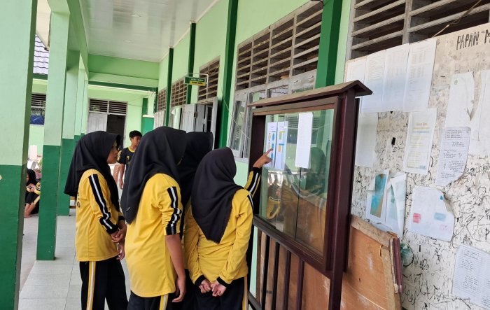 Pemanfaatan Mading Madrasah Dorong Kreativitas dan Literasi Siswa