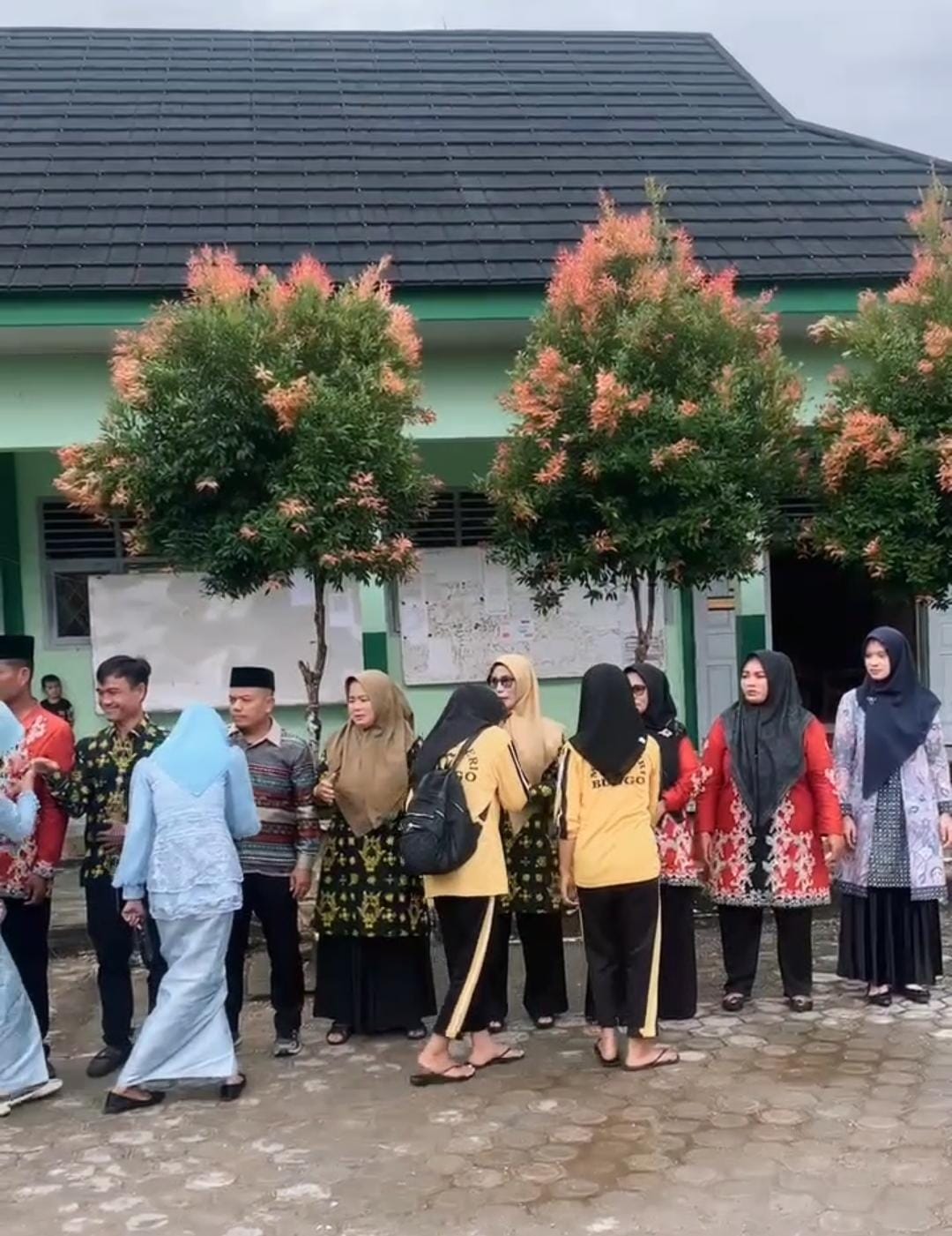 Hari Terakhir Ujian Madrasah di MTs Negeri 7 Bungo: Penuh Haru dan Kebahagiaan