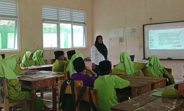 Guru MTsN 7 Bungo Lakukan Perekaman Video Pembelajaran untuk Ujian Kinerja PPG 2025