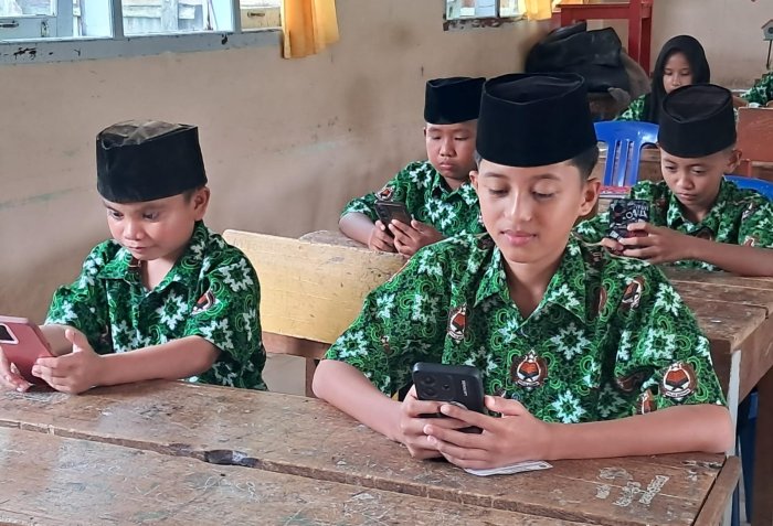 Kendati di Jam Rawan, ASAS Sesi Terakhir MTsN 7 Bungo Tetap Penuh Fokus dan Disiplin