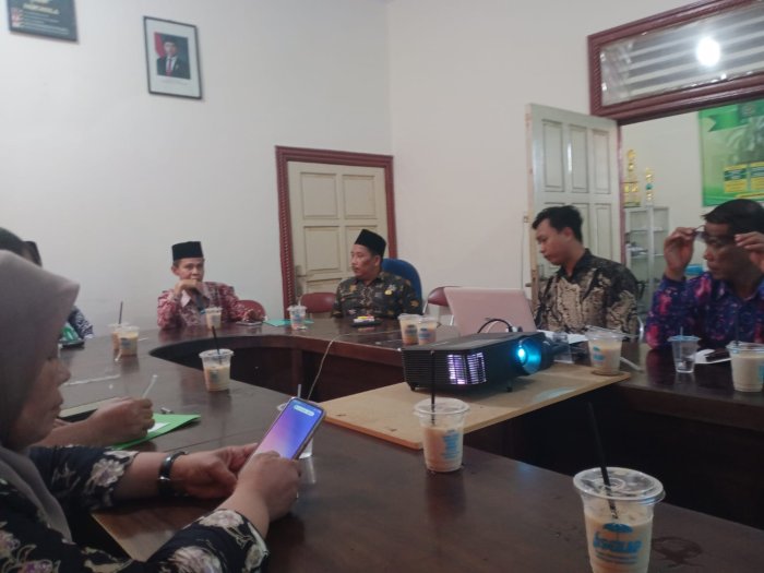 Kepala MTsN 7 Bungo Hadiri Penyaluran Zakat Profesi ASN Satker Madrasah Kemenag Kabupaten Bungo