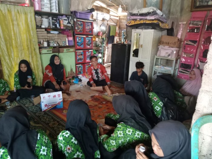 MTsN 7 Bungo Gelar Kunjungan Rumah, Wujudkan Solidaritas dan Empati kepada Siswa yang Sakit