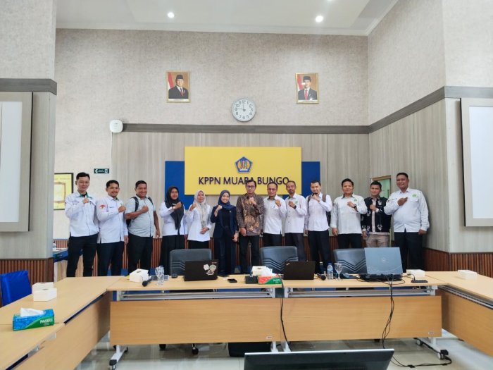 MTsN 7 Bungo Ikuti Bimtek Pemutakhiran Rencana Penarikan Dana Triwulan III Tahun 2026 di KPPN Muara Bungo MTsN 7 Bungo Ikuti Bimtek Pemutakhiran Rencana Penarikan Dana Triwulan III Tahun 2026 di KPPN Muara Bungo